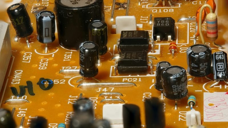 200 amp electrical panel labeled parts